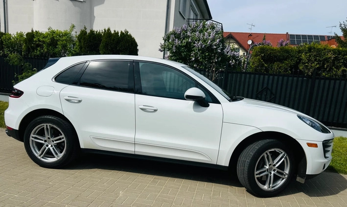 Porsche Macan cena 158500 przebieg: 128000, rok produkcji 2018 z Warszawa małe 191